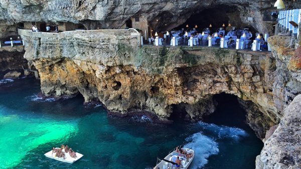 italian-cave-restaurant-grotta-palazzese-polignano-mare-8
