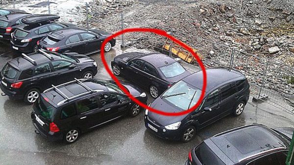 team-work-parking-karma