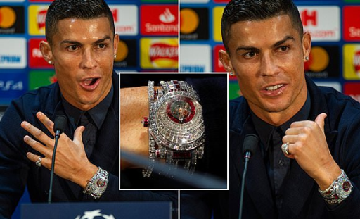 Ronaldo draagt ontzettend duur horloge