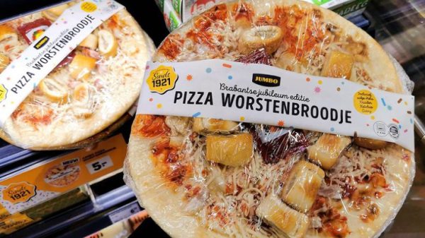 Pizza Worstenbroodje