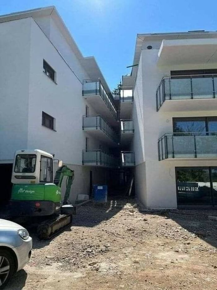 30 ongelukkige constructiefouten die angstaanjagend maar hilarisch zijn