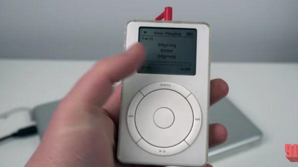 Oude iPod uit 2001 blijkt vermogen waard te zijn!