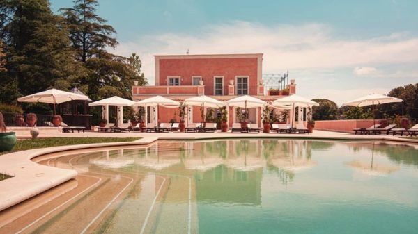Nederlandse bruiloftgasten richten voor 15.000 euro schade aan in Italiaans hotel