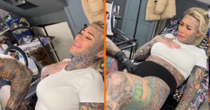 Vrouw met de meeste tatoeages ooit laat ook haar intiemste lichaamsdeel bewerken