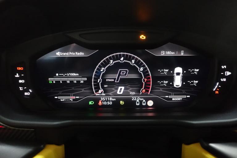 Lamborghini Urus prikkie dashboard
