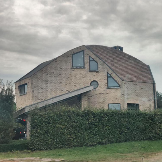 10 lelijke huizen België manoir