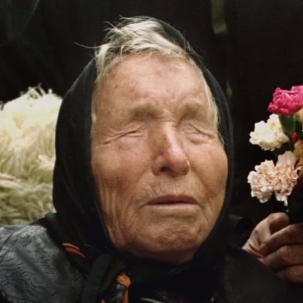 De 9 meest angstaanjagende voorspellingen van Baba Vanga: 'Dan zal de wereld eindigen'