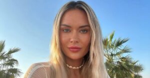Temptation-Megan Desaever laat tweeling bijna uit jurkje floepen: 'Jij slaapt vast niet op je buik!'