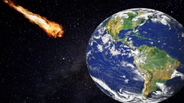 5 Gigantische Asteroïden zo groot als een voetbalstadion Naderen Aarde