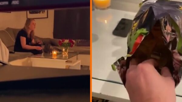 Gast riskeert maandje op bank met “muizenval in een chipszak”-prank
