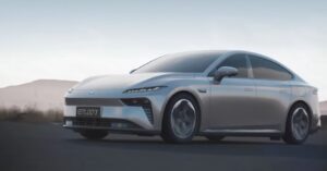 Maak kennis met de Dongfeng eπ 007: China's toekomstige elektrische sensatie