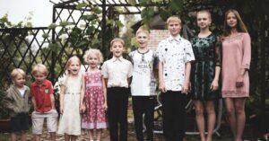 Dit is Waarom eerstgeborenen vaak meer verdienen 