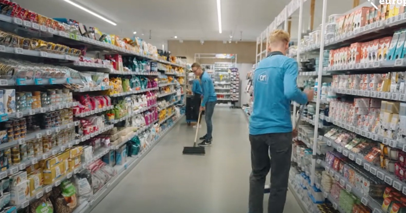 Ophef om uitgelekte lijst met huisregels voor AH-medewerkers