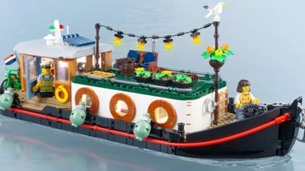 Nu beschikbaar: Bouw je eigen Amsterdamse LEGO-Woonboot!