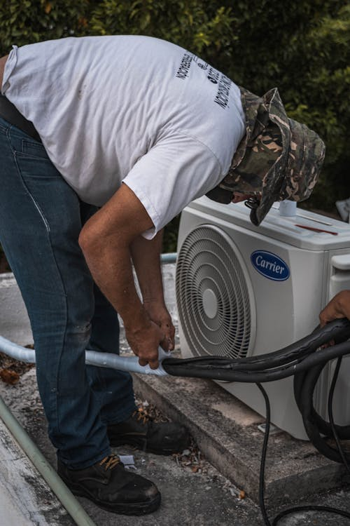 Picobello B.V. Verlegt Grenzen: Nu Ook Airco-installaties in de Hitte!