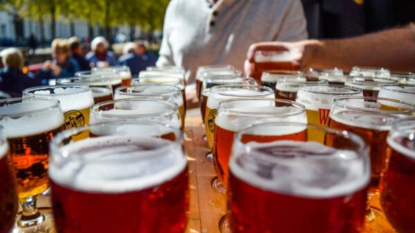 Goedkoopste biertjes van Europa: Waar moet je zijn deze zomer?