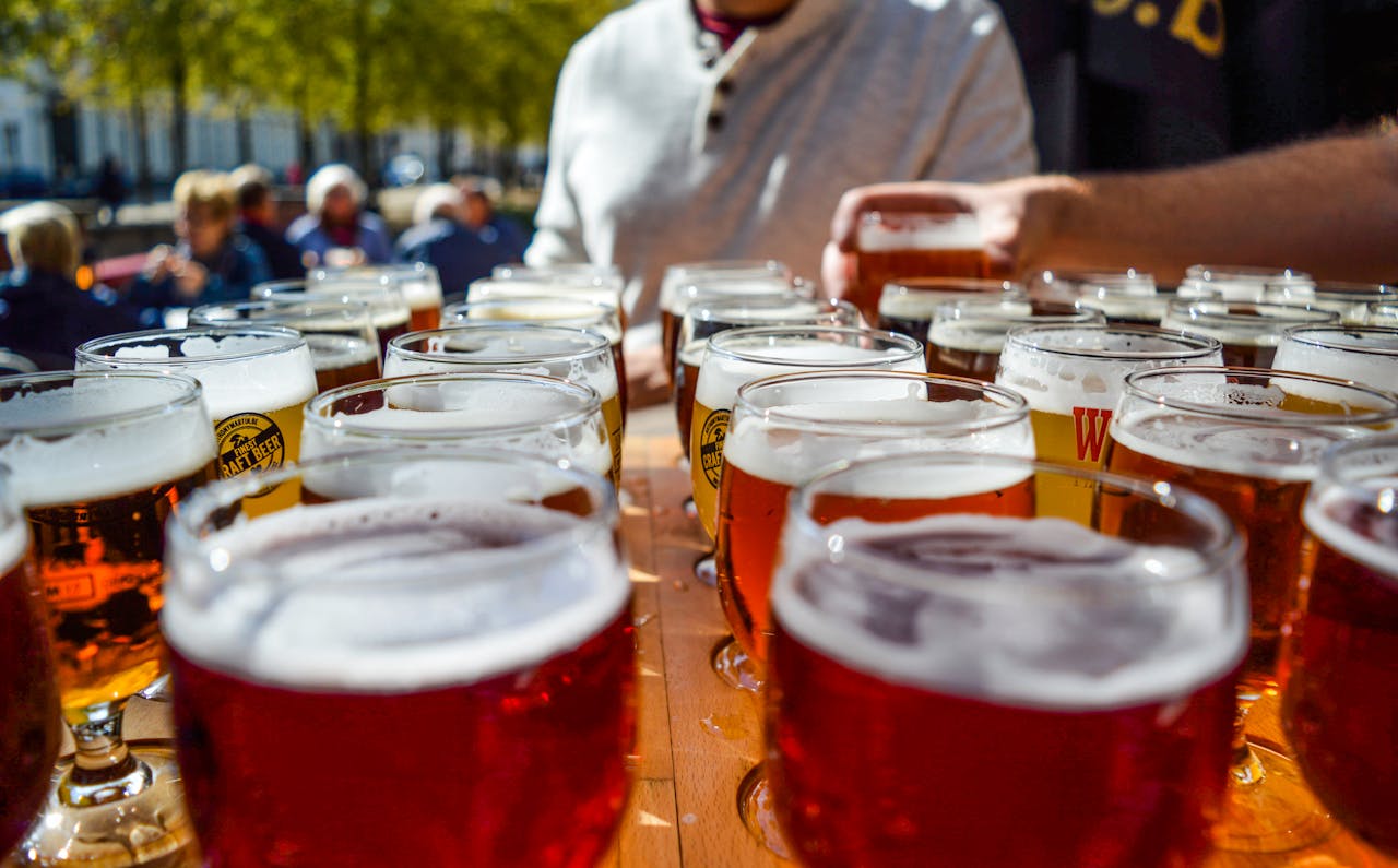 Goedkoopste biertjes van Europa: Waar moet je zijn deze zomer?