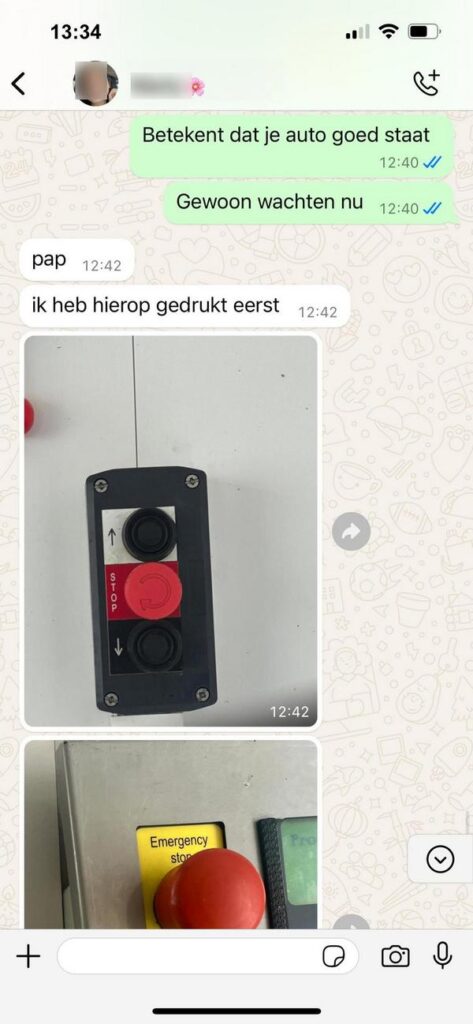 Vader laat dochter voor het eerst alleen tanken