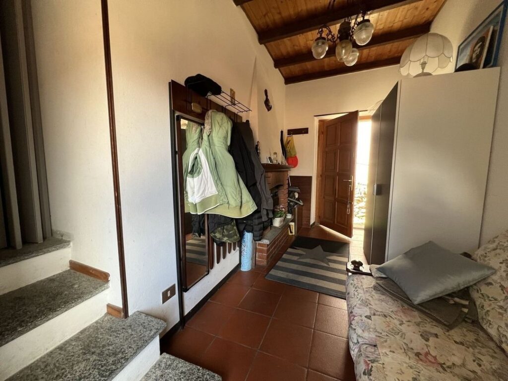 Dit huis in Italië met uitzicht op het Comomeer