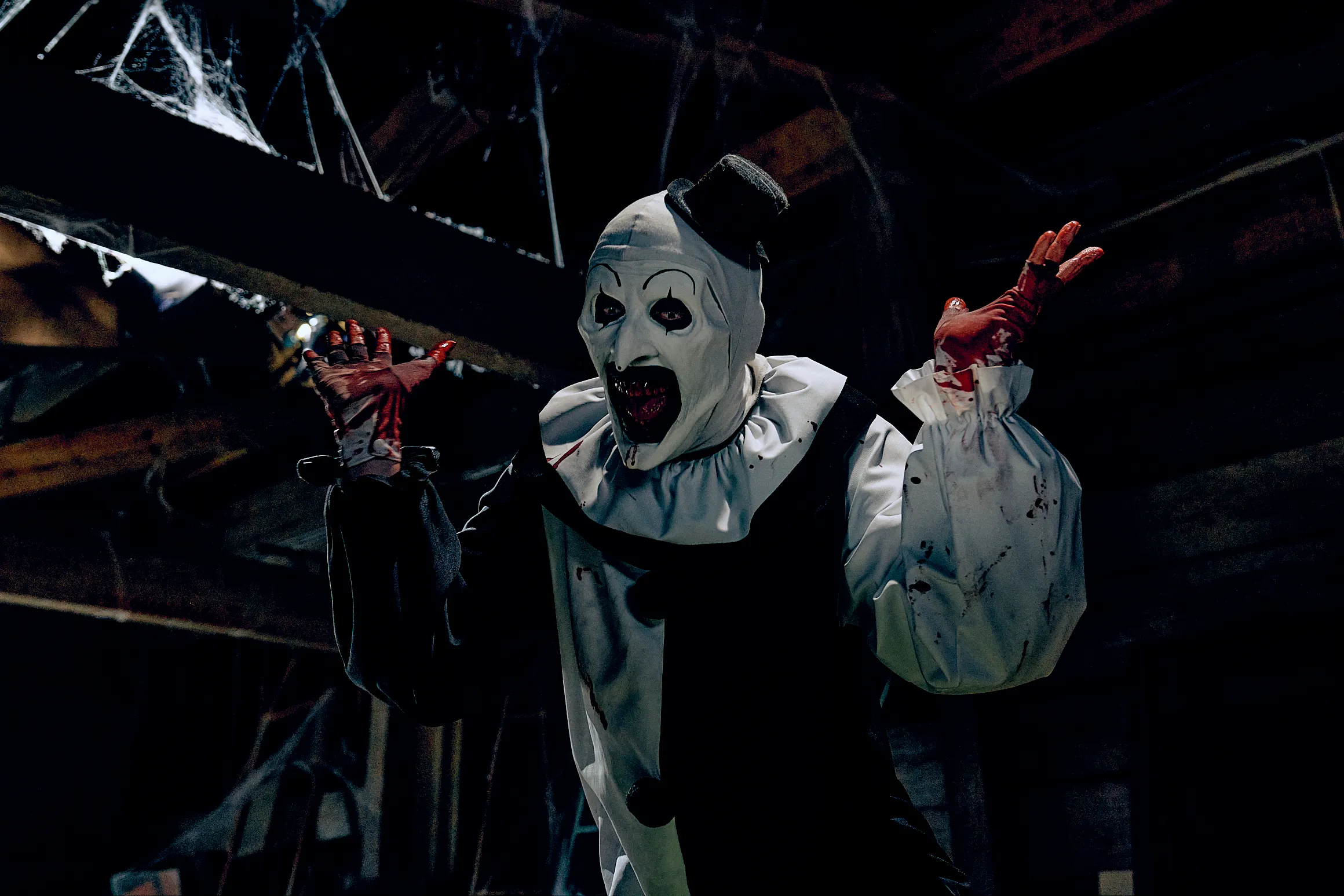 Nieuwe horrorfilm is zo gruwelijk dat hoofdrolspeler bijna moest overgeven tijdens opnames