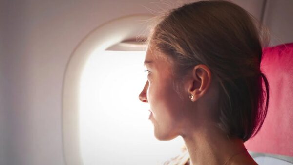 Luchtvaartmaatschappij geeft vrouwen de optie om niet naast een man in het vliegtuig te zitten