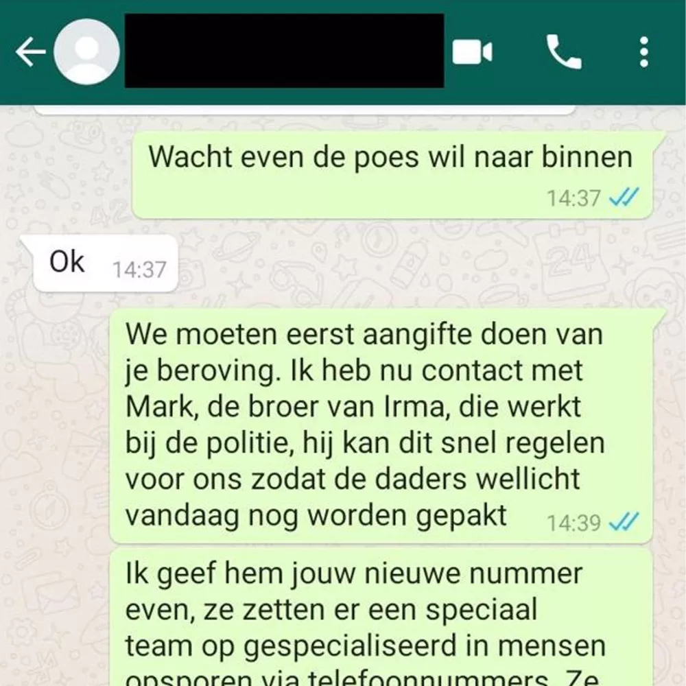 'Vader' bezorgt Whatsapp-oplichter hartaanval met geniale reactie7