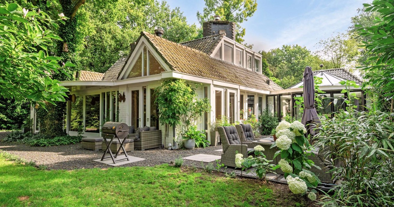 Funda-parel in de Loosdrechtse bossen is een absolute droomwoning