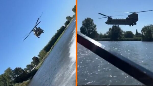 Chinook-helikopter daagt speedboot uit voor een race op de Maas