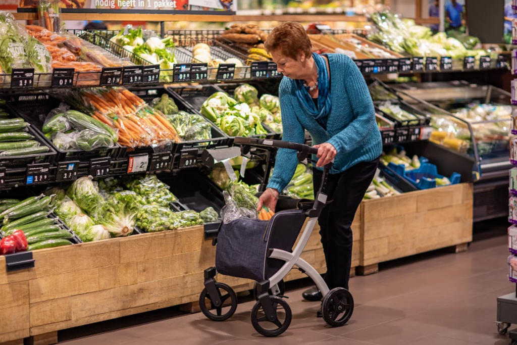 Influencer over de rooie omdat ze wordt aangesproken op opnemen van 'spicy' content in supermarkt