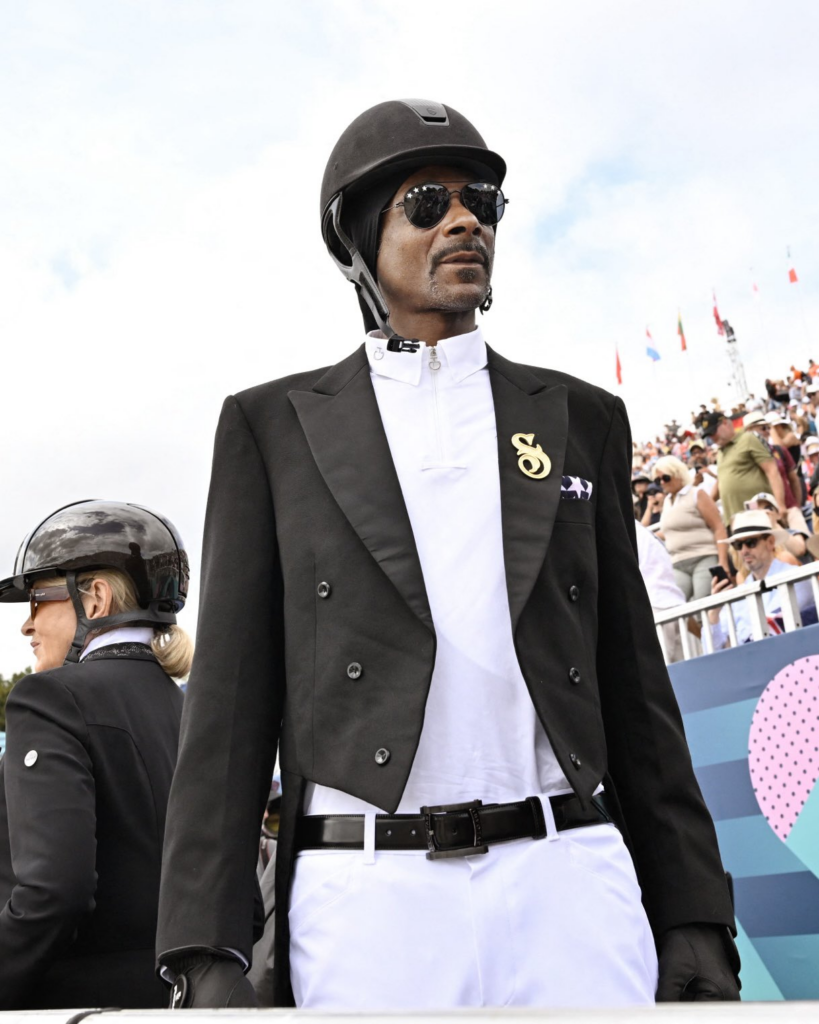 Mensen smeken om Olympische medaille voor Snoop Dogg na hilarische verschijning op paard