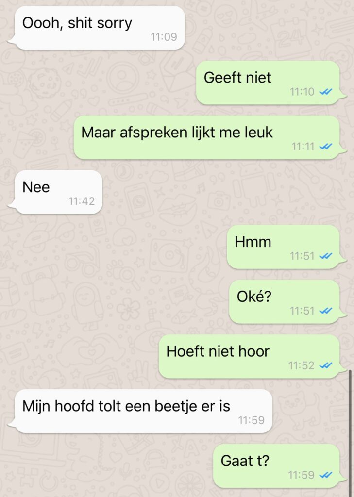 Dame krijgt middenin de nacht een appje van een oude vriend maar de volgende dag escaleert het gesprek totaal