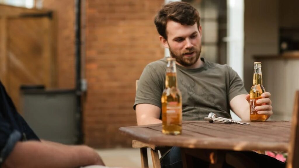 Onderzoek wijst uit of mensen écht de waarheid vertellen als ze dronken zijn