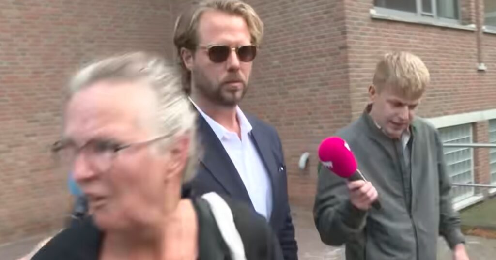 geldproblemen voor thijs römer