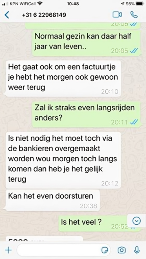 Geniale 'vader' laat Whatsapp-oplichter denken dat hij miljonair te pakken heeft3