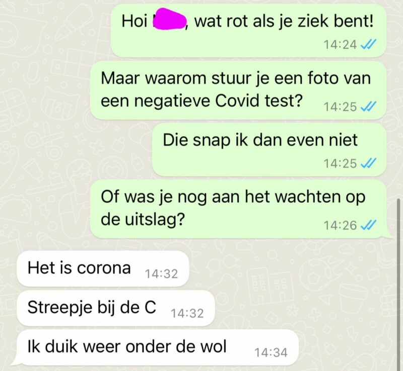 Werknemer begaat epische blunder als hij zich ziek probeert te melden bij de baas3