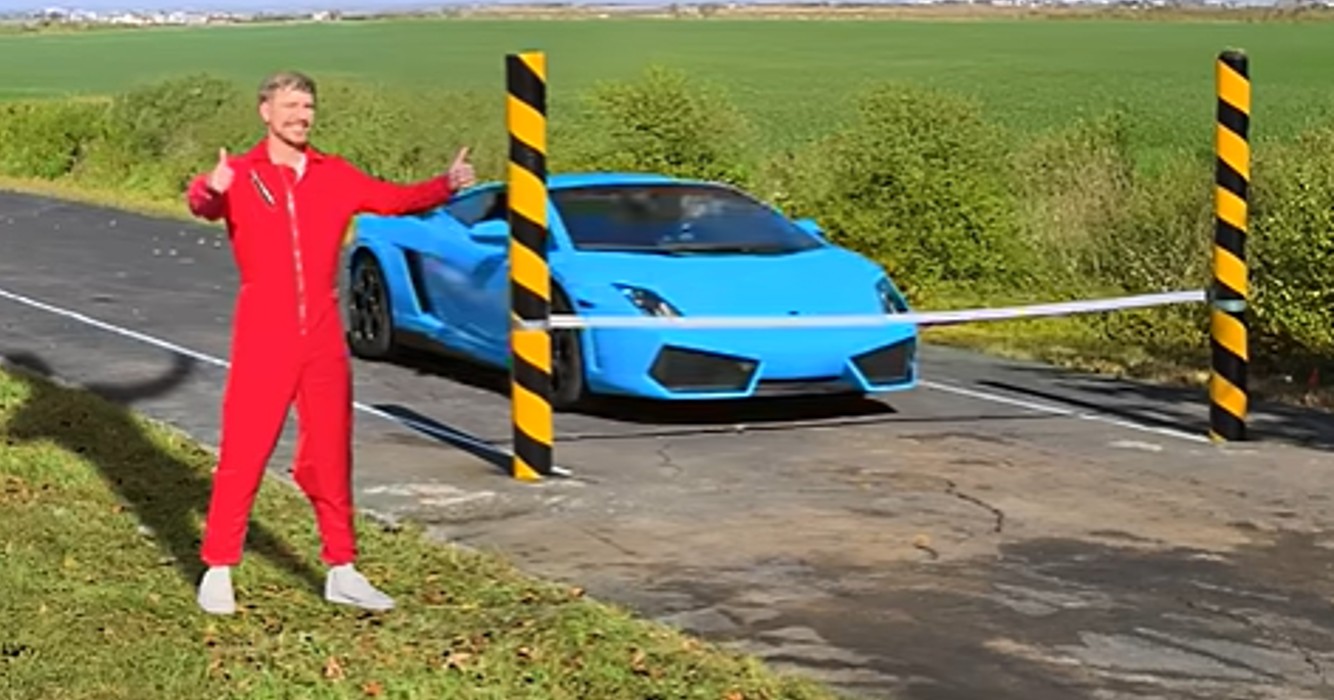 MrBeast onderzoekt hoeveel lagen ducttape je nodig hebt om een peperdure Lamborghini te slopen