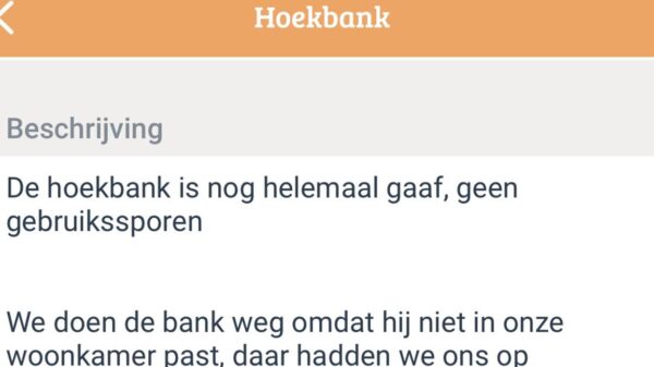 Hoekbank te koop op Marktplaats, maar het is de beschrijving die de show steelt!