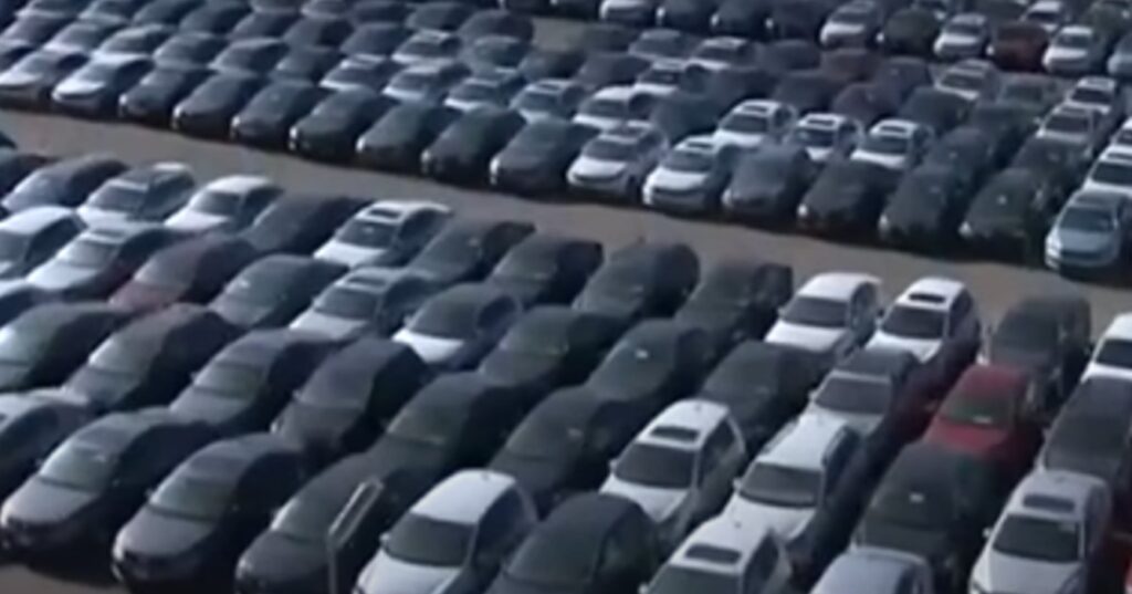 Audi's in de woestijn