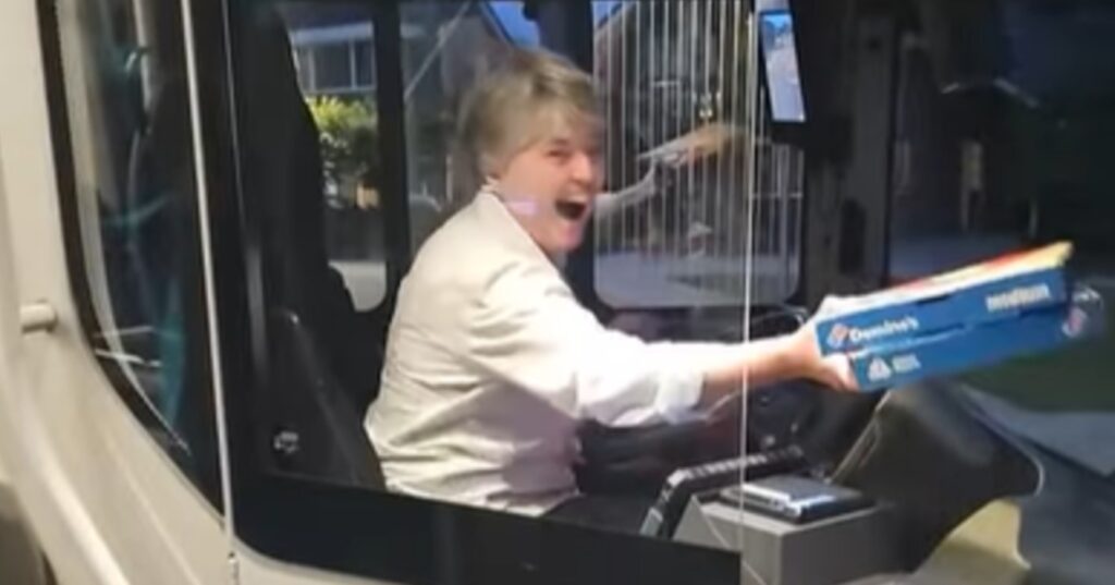 Pizza via de lijnbus