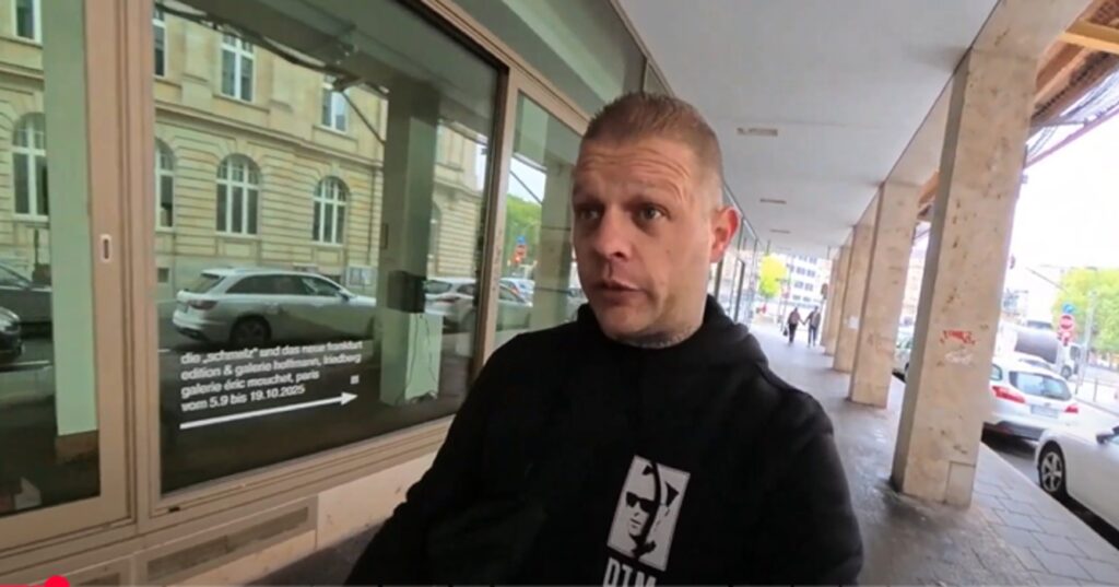 Nederlandse Youtuber maakt bizarre beelden in 'Zombie City' Frankfurt: 'Craziest city so far'