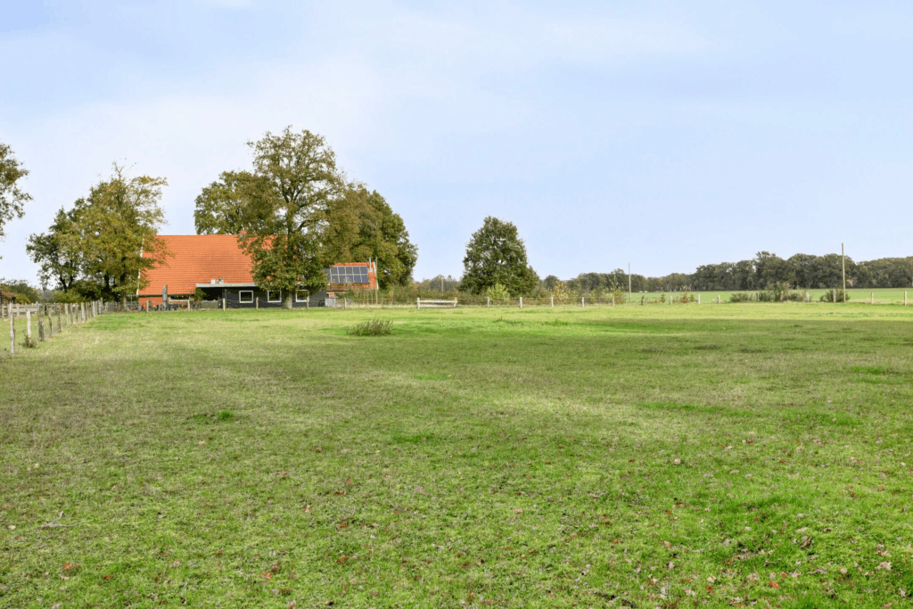 Prachtige Duitse woonboerderij op 5 minuten van de Nederlandse grens te koop voor een prikkie