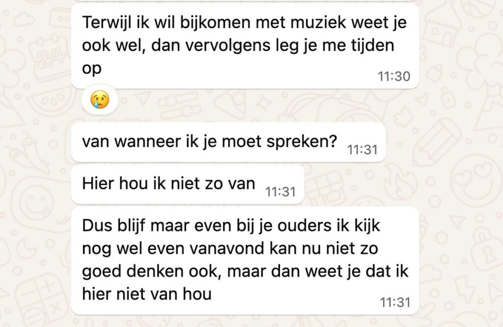 Dame verandert ineens in enorme 'red flag' nadat jongen met wie date onschuldig voice-appje stuurt