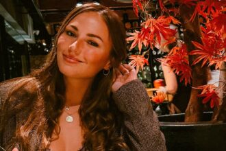 Puck Moonen zorgt voor rode oortjes met fotoserie op Instagram: 'Mooiste wielrenner ter wereld'
