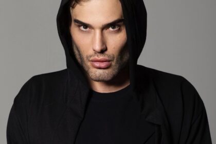 'Levende Nostradamus' voorspelt voor 2026 'major event' dat de wereld op zijn kop gaat zetten