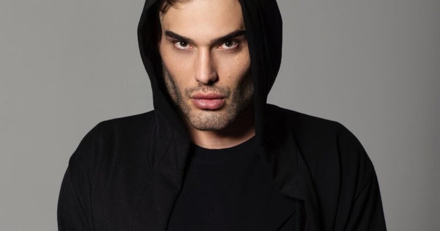 'Levende Nostradamus' voorspelt voor 2026 'major event' dat de wereld op zijn kop gaat zetten