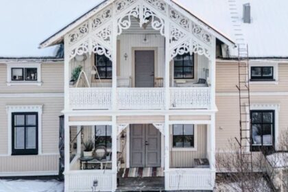 Prachtig sneeuwpaleis in Zweden te koop voor minder dan een ton!