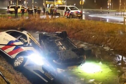 auto in de sloot Jeffrey Lake