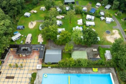 Beste Kleine Camping van Nederland staat te koop voor minder dan je denkt