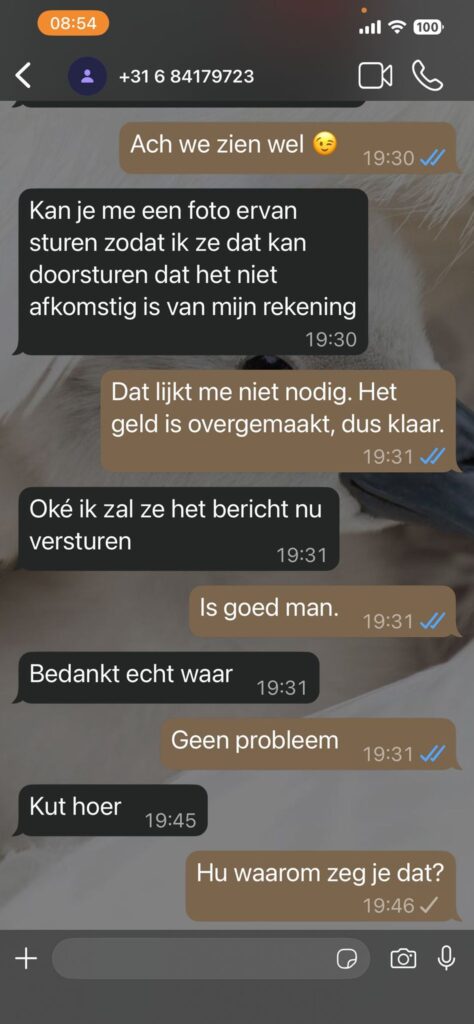 'Ma' laat Whatsapp-oplichter op geniale wijze denken dat hij de jackpot te pakken heeft