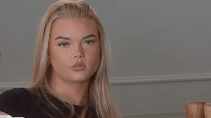 Mercedes uit De Bondgenoten blijkt Insta-pagina vol met spannende foto's te hebben staan